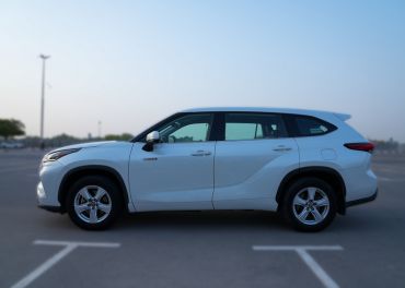 luxury-wedding-car-rental